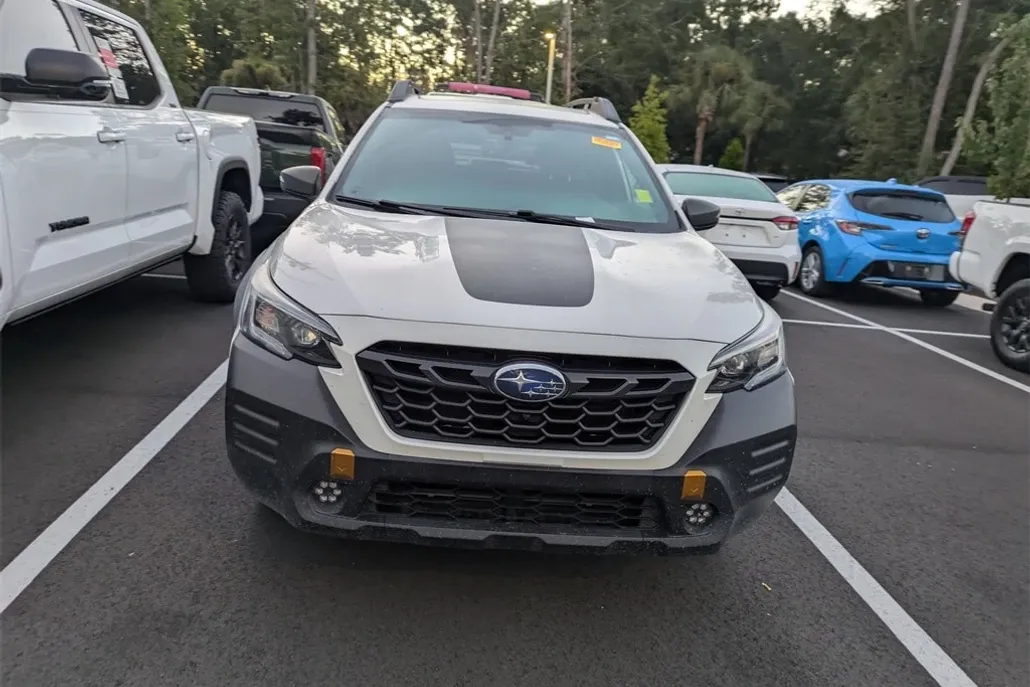 2022 Subaru Outback Wilderness photo 1