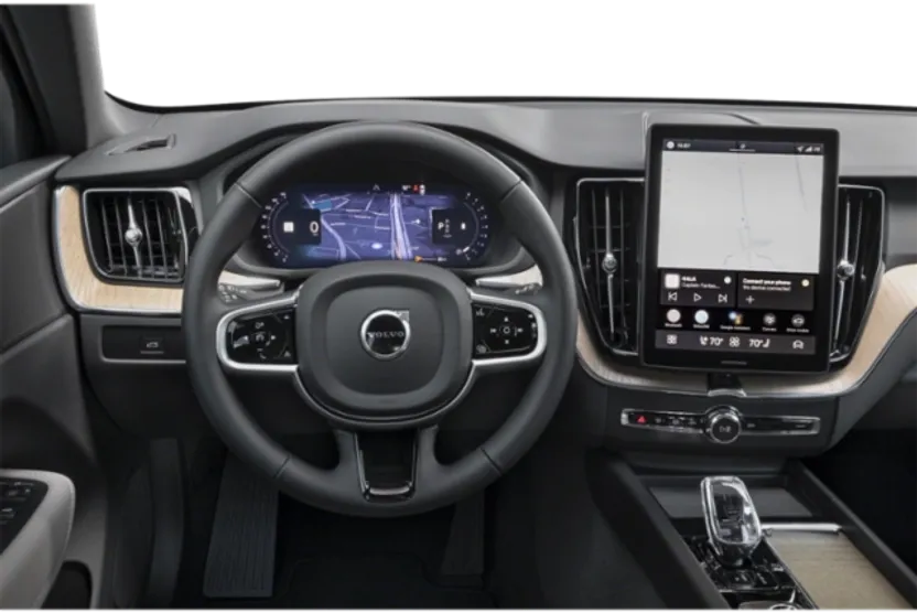 2026 Volvo XC60 Plus photo 3