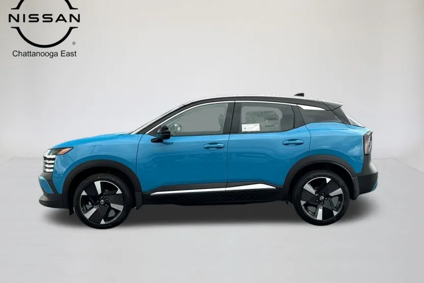 2025 Nissan Kicks SR photo 1