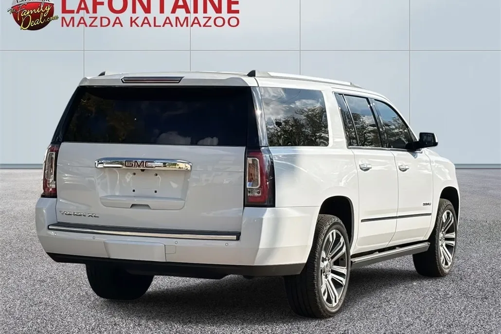2019 Gmc Yukon XL Denali photo 1