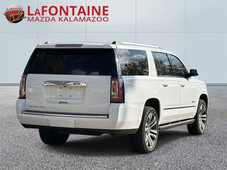 2019 Gmc Yukon XL Denali photo 1
