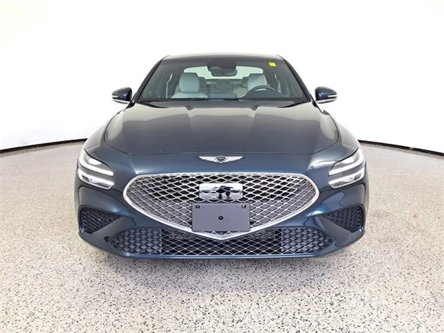 2025 Genesis G70 2.5T photo 1