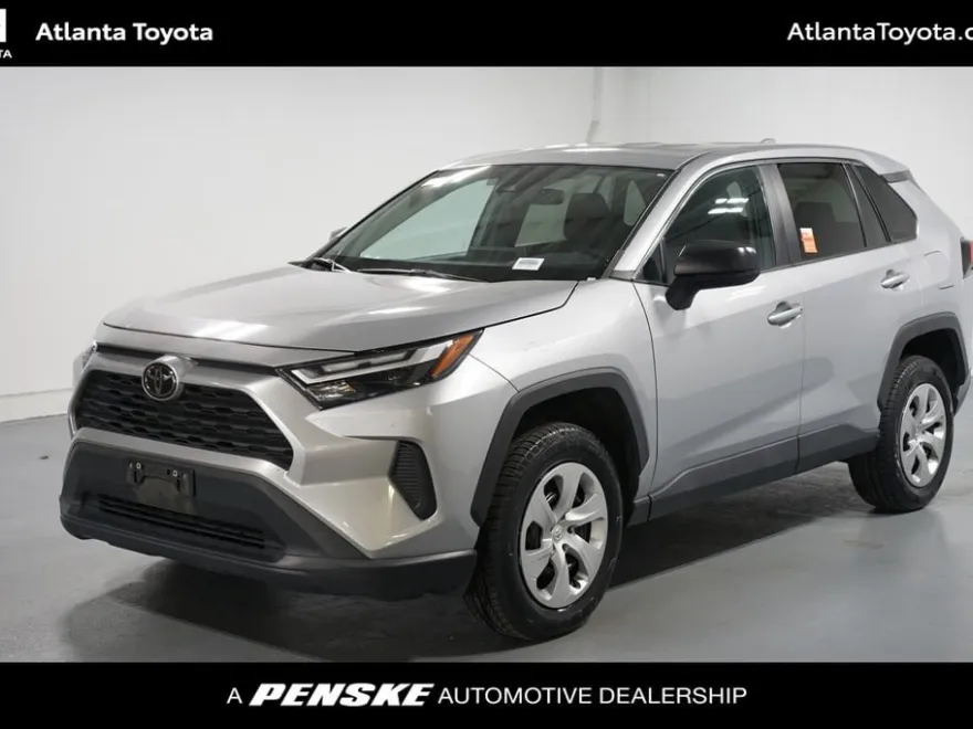 2023 Toyota RAV4 LE photo 1
