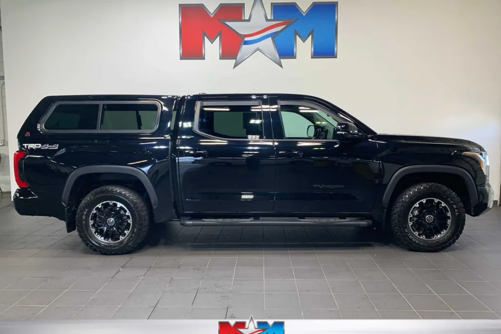 2022 Toyota Tundra SR5 photo 1