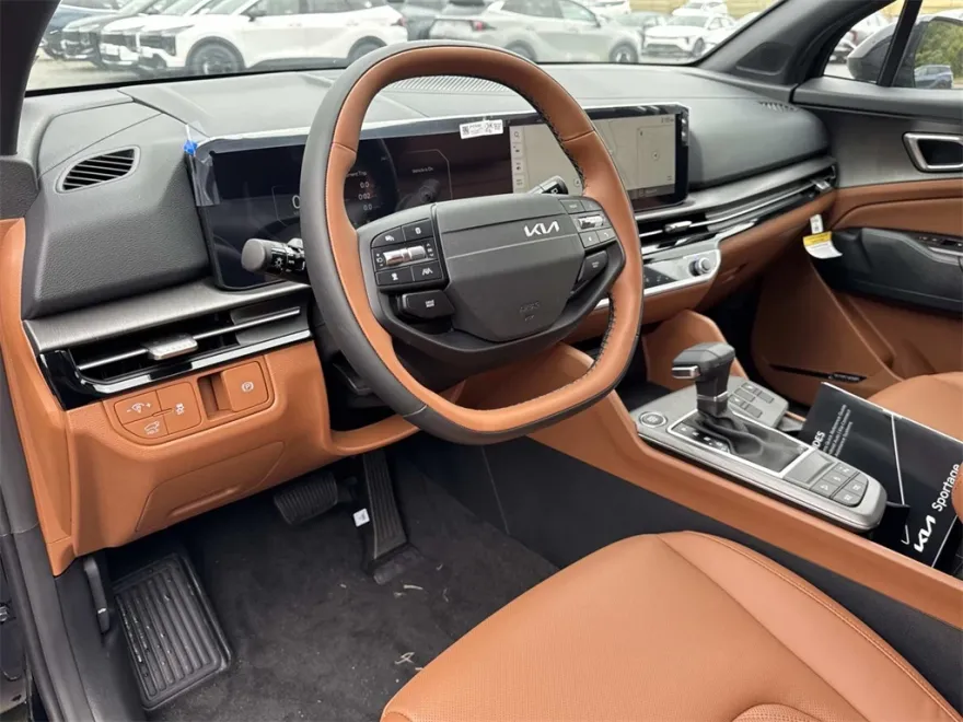 2026 Kia Sportage X-Line photo 1