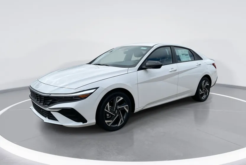 2025 Hyundai Elantra Hybrid SEL Sport photo 1