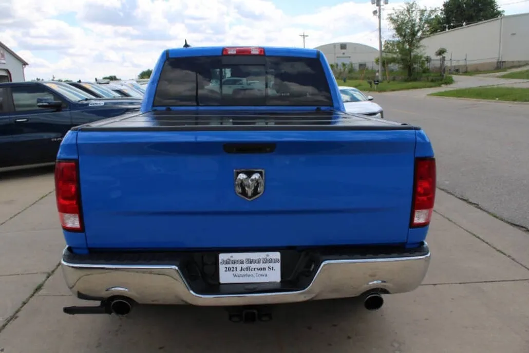 2018 Ram 1500 SLT photo 1