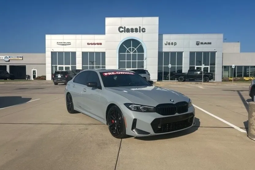 2023 Bmw 330i Sedan photo 1