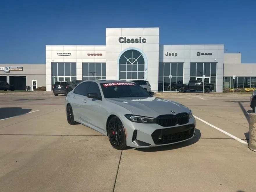 2023 Bmw 330i Sedan photo 1