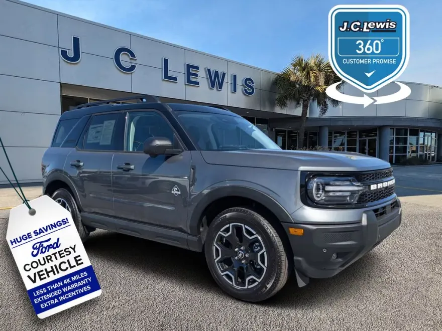 2025 Ford Bronco Sport Outer Banks photo 1