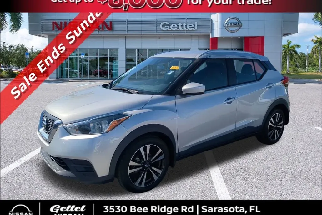 2020 Nissan Kicks SV photo 1