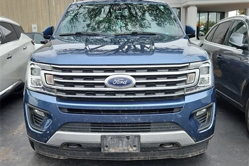 2020 Ford Expedition XLT photo 1