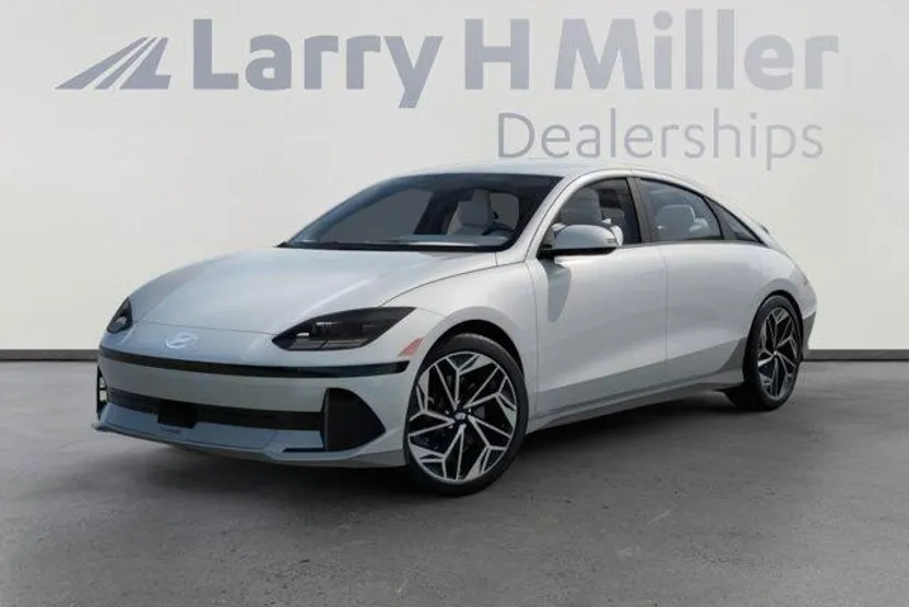 2025 Hyundai Ioniq 6 SEL photo 1