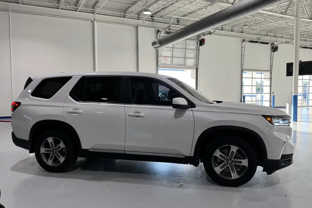 2025 Honda Pilot EX-L photo 1