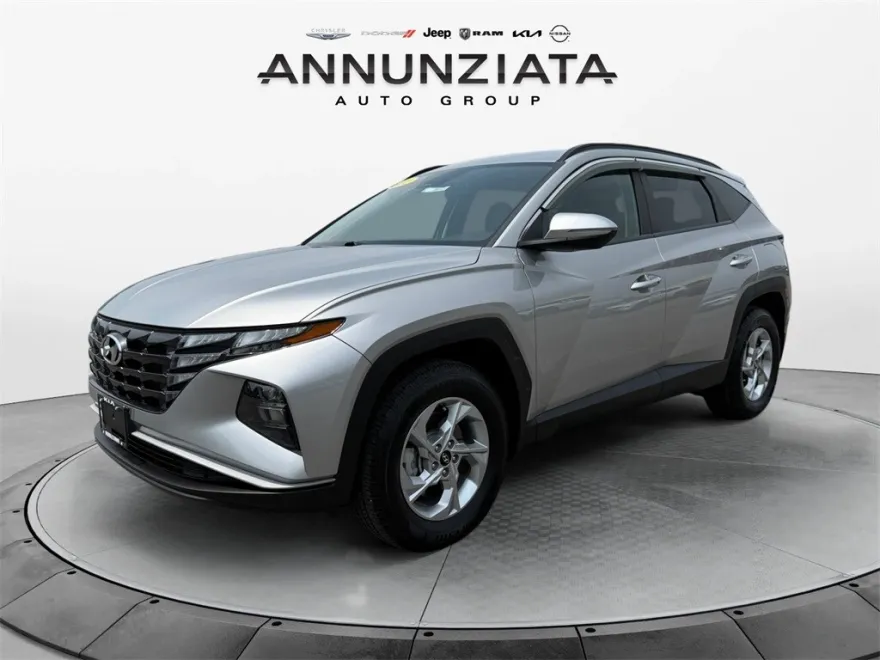 2022 Hyundai Tucson SEL photo 1