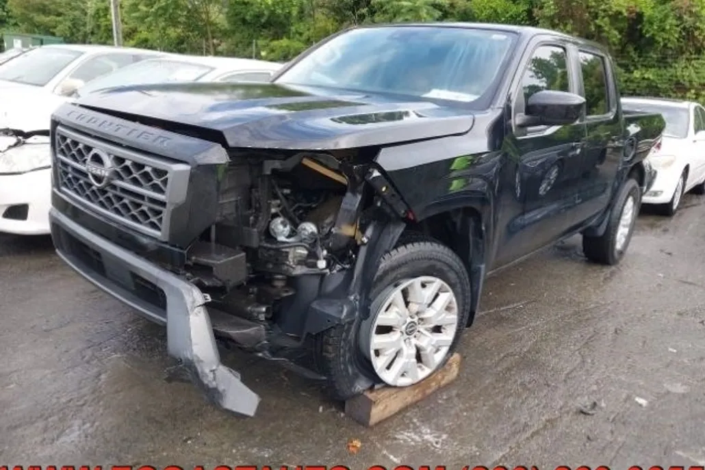 2023 Nissan Frontier SV photo 1