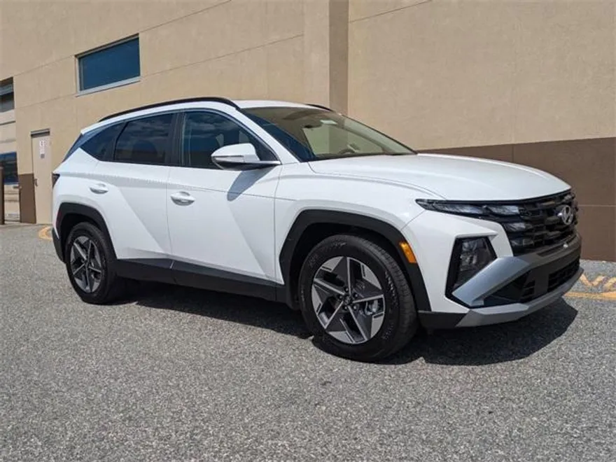 2025 Hyundai Tucson SEL Convenience photo 1