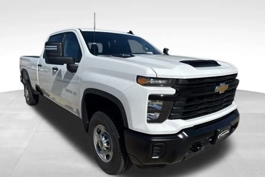 2025 Chevrolet Silverado 2500HD photo 1