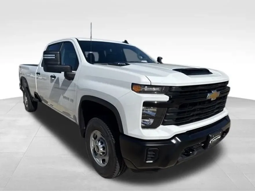2025 Chevrolet Silverado 2500HD photo 1