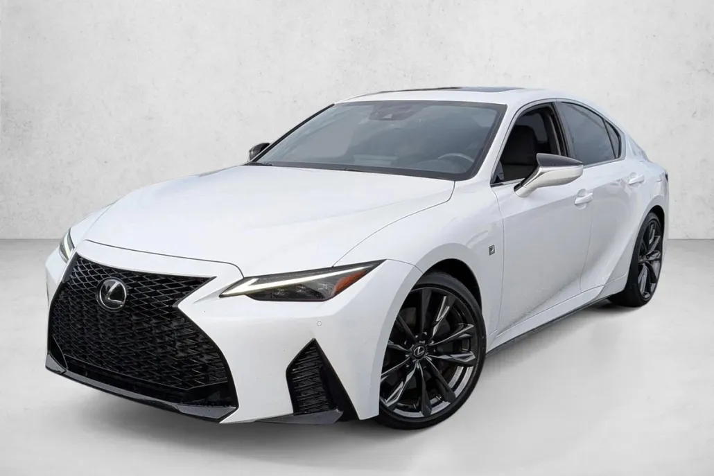 2023 Lexus IS 350 F SPORT photo 1