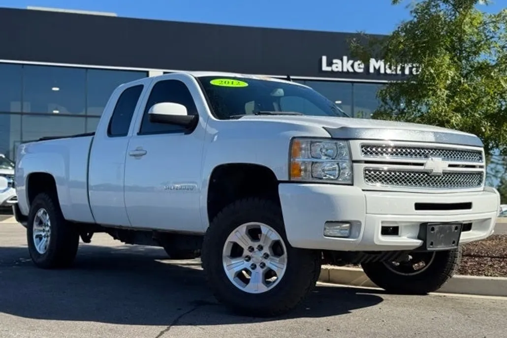 2012 Chevrolet Silverado 1500 LT photo 1