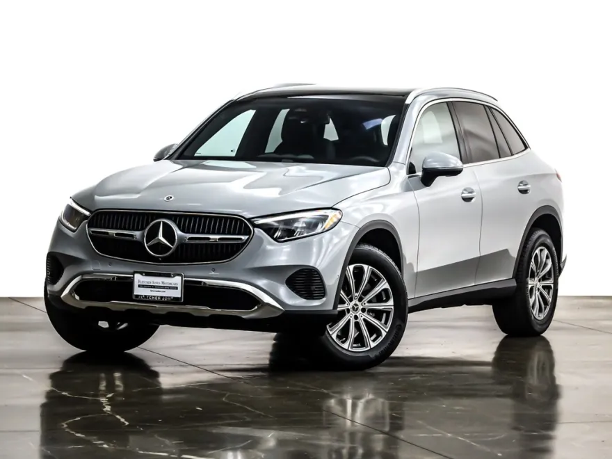 2025 Mercedes Benz GLC 300 photo 1