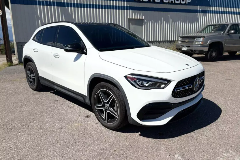 2021 Mercedes Benz GLA 250 4MATIC AMG photo 1