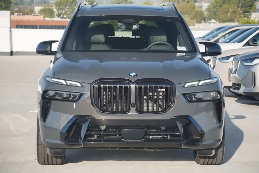 2026 Bmw X7 M60i photo 1