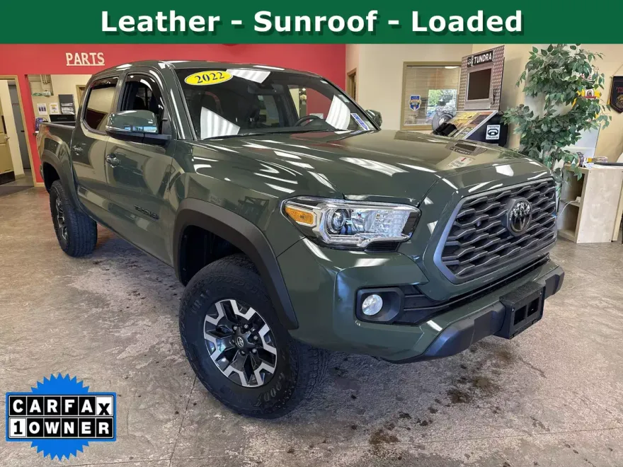 2022 Toyota Tacoma TRD V6 photo 1