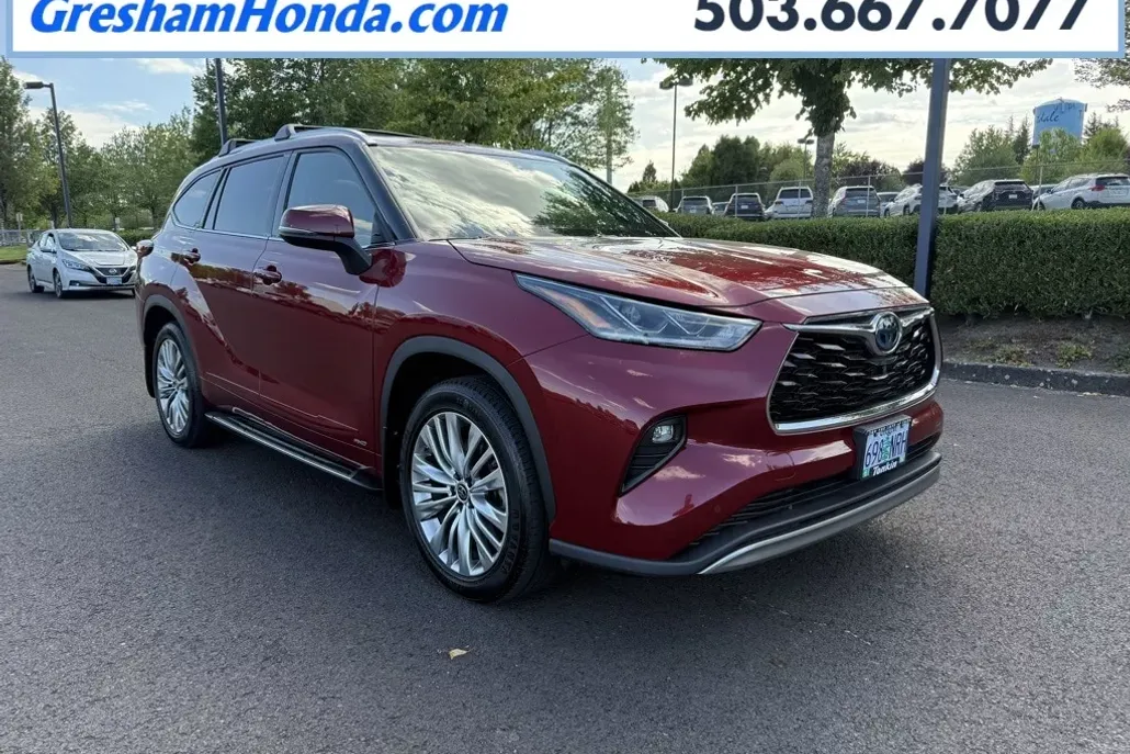 2022 Toyota Highlander Hybrid Platinum photo 1