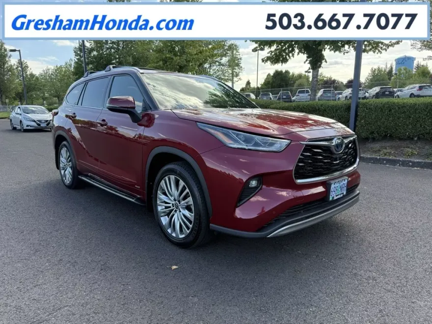 2022 Toyota Highlander Hybrid Platinum photo 1