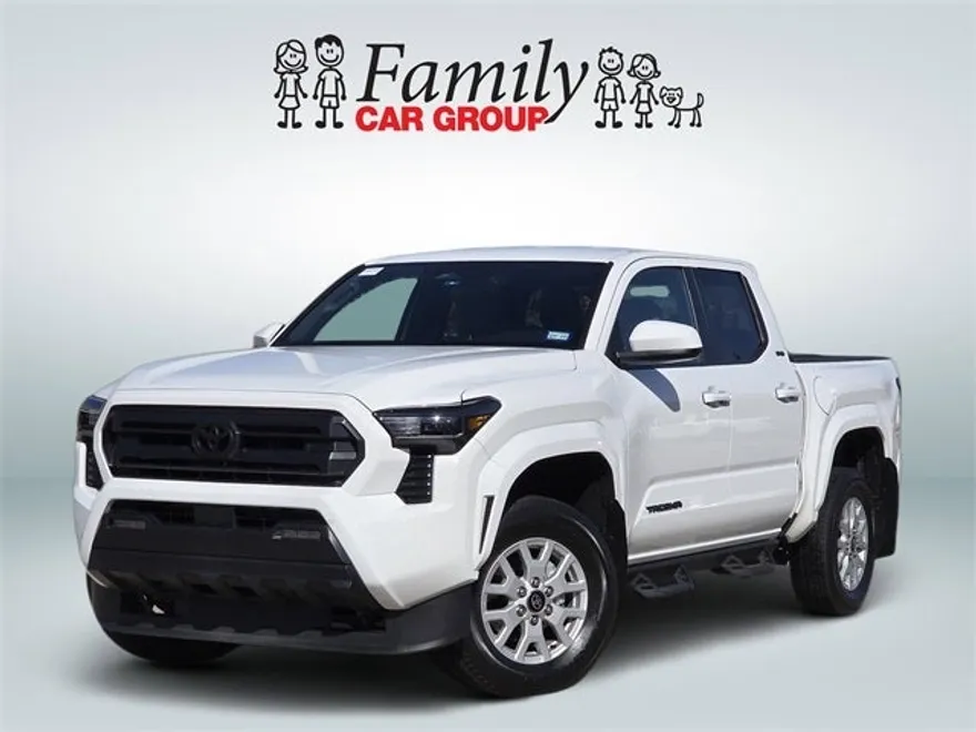 2024 Toyota Tacoma SR5 photo 1