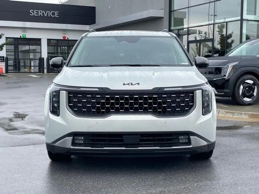 2026 Kia Carnival SX photo 1