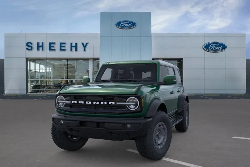 2025 Ford Bronco Outer Banks photo 1