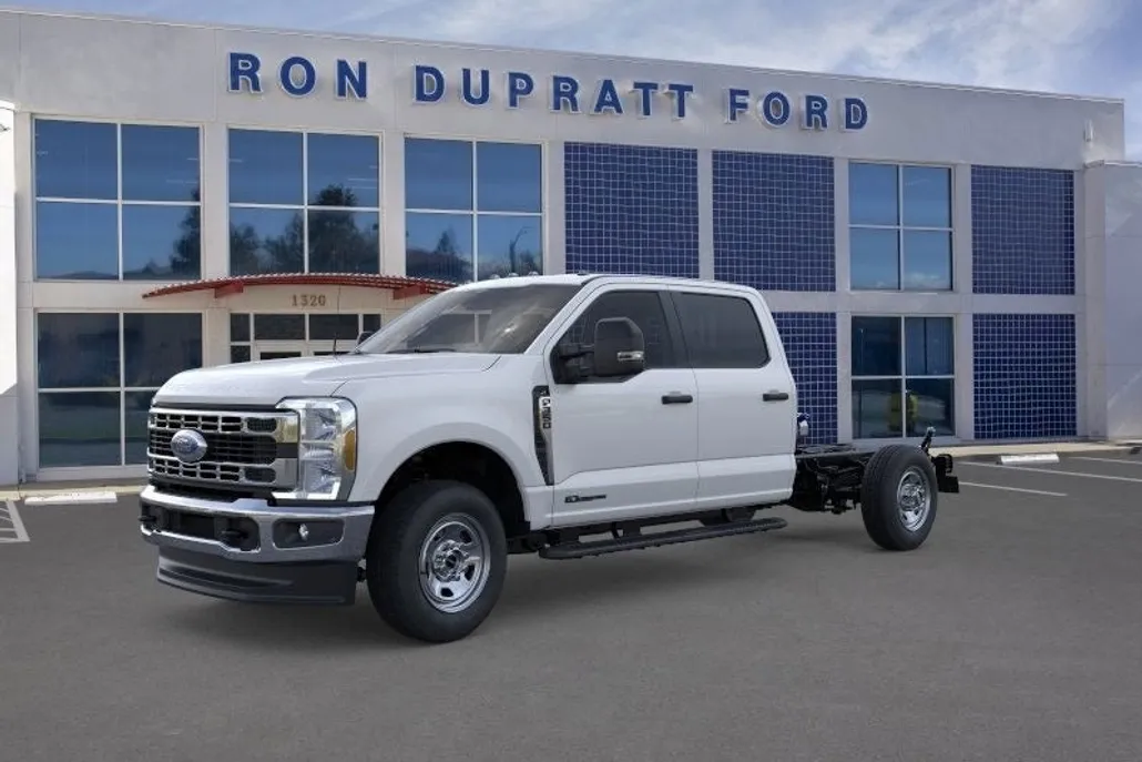 2026 Ford F-350 photo 1