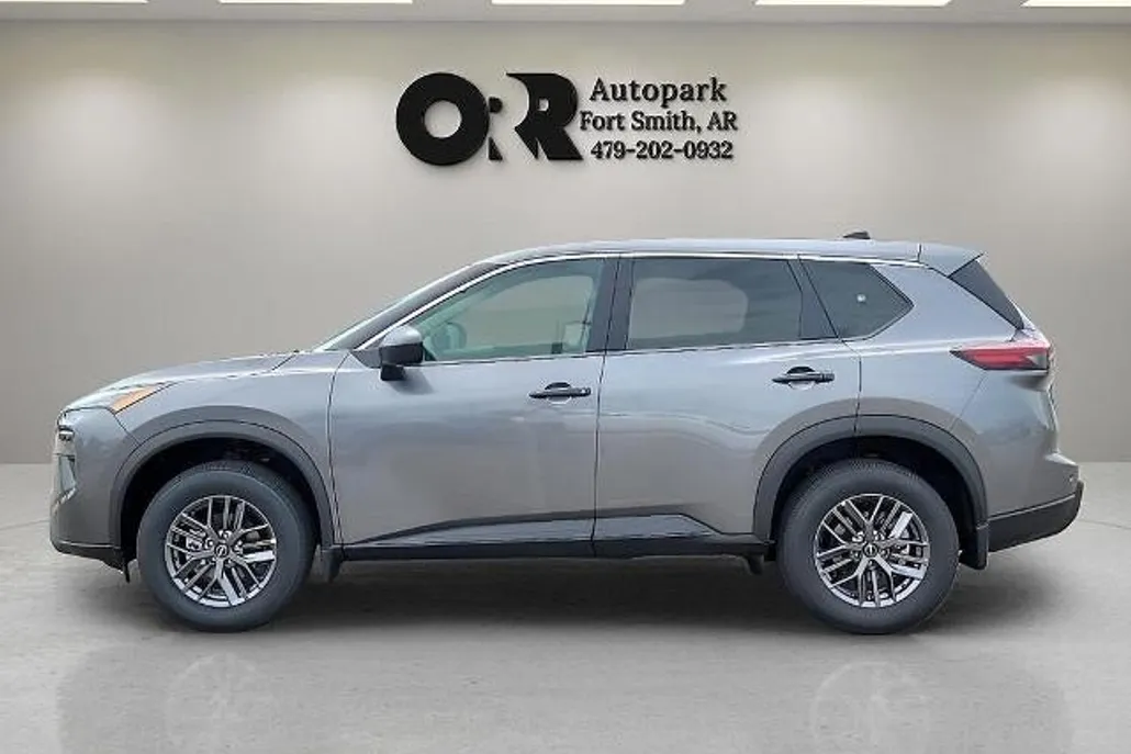 2026 Nissan Rogue AWD S photo 1