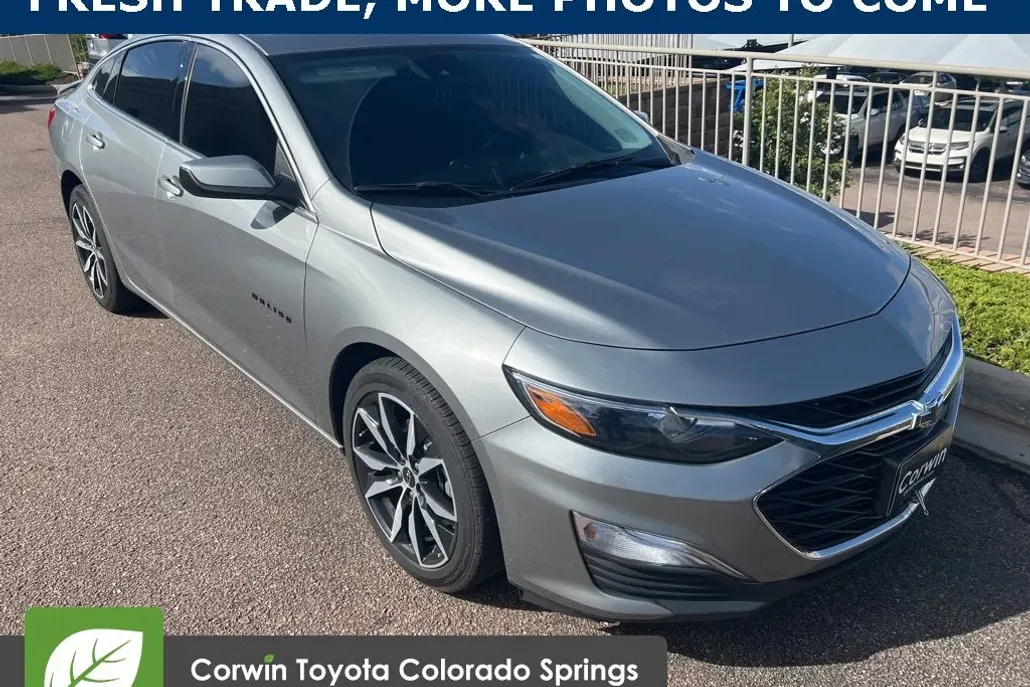 2023 Chevrolet Malibu RS photo 1
