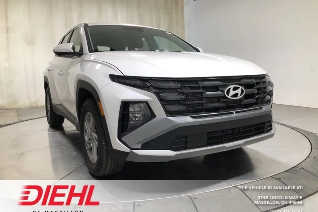 2025 Hyundai Tucson SE photo 1