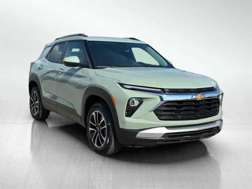 2026 Chevrolet Trailblazer LT photo 1