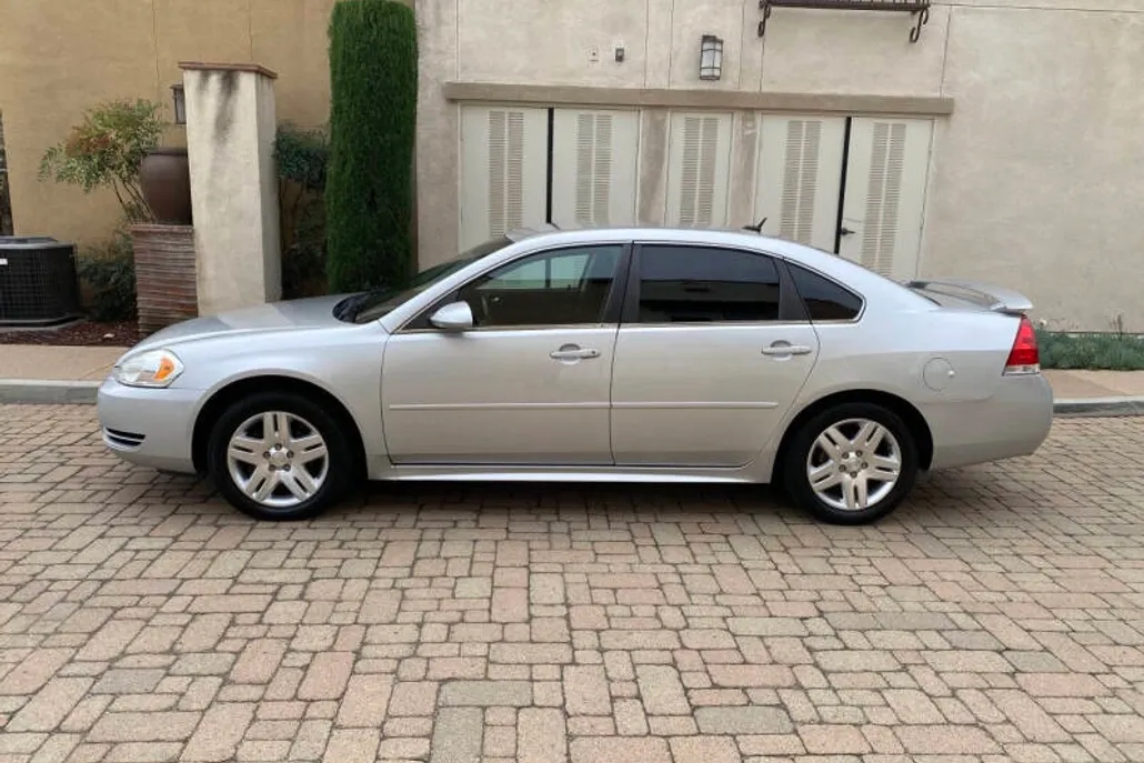 2013 Chevrolet Impala photo 1