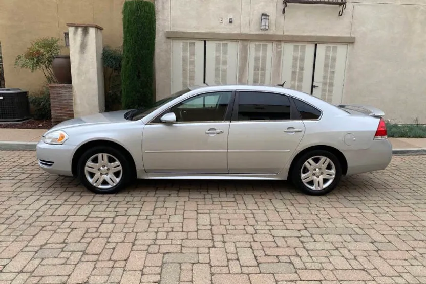 2013 Chevrolet Impala photo 1