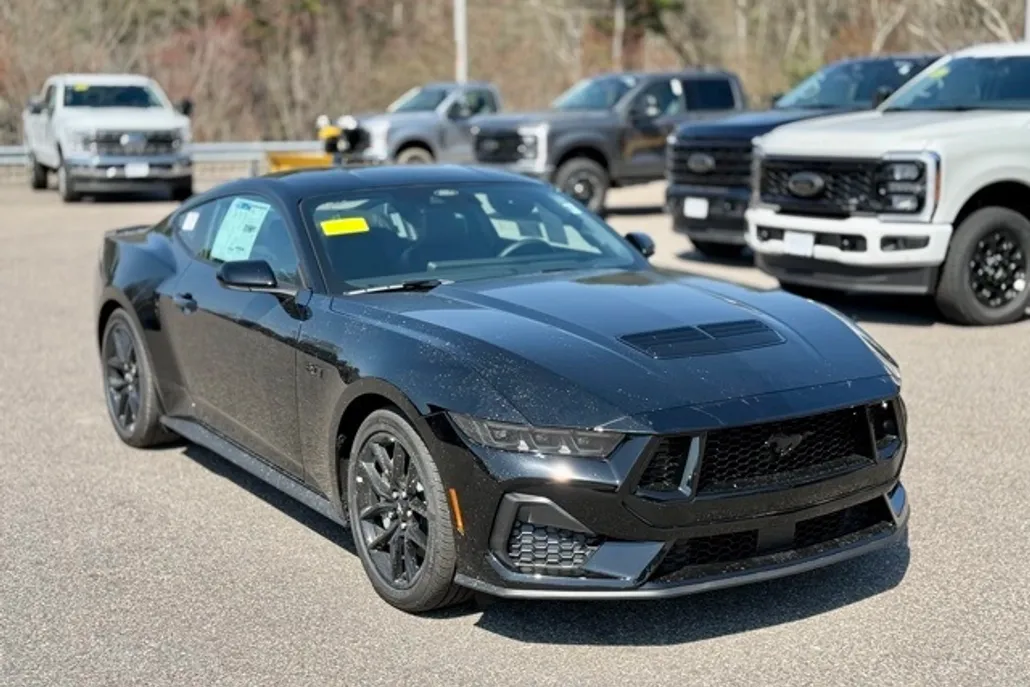 2025 Ford Mustang GT Premium photo 1