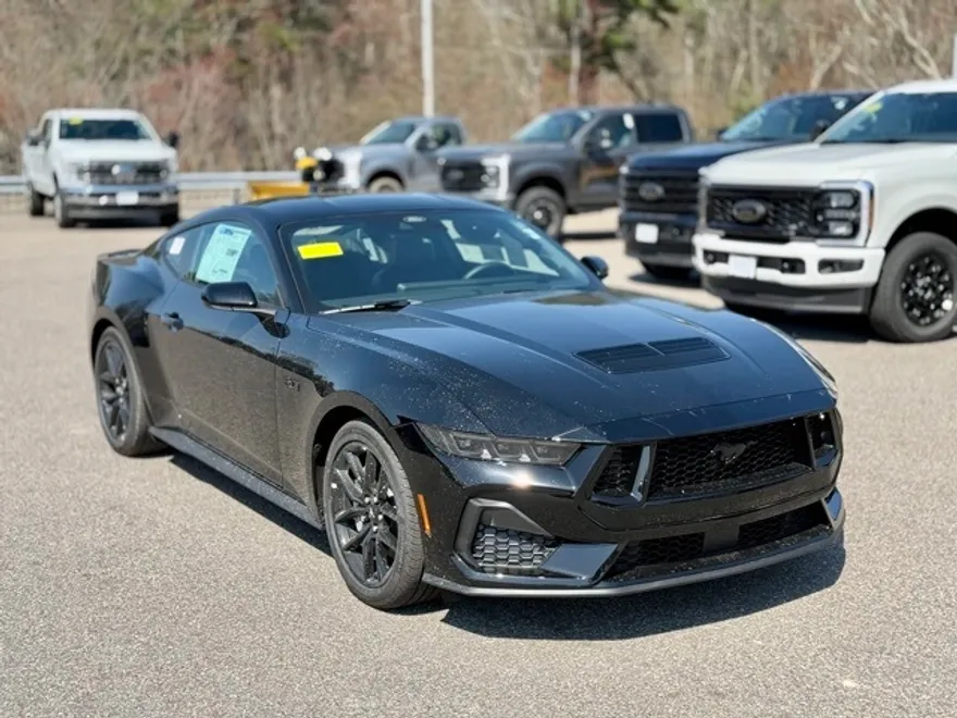 2025 Ford Mustang GT Premium photo 1