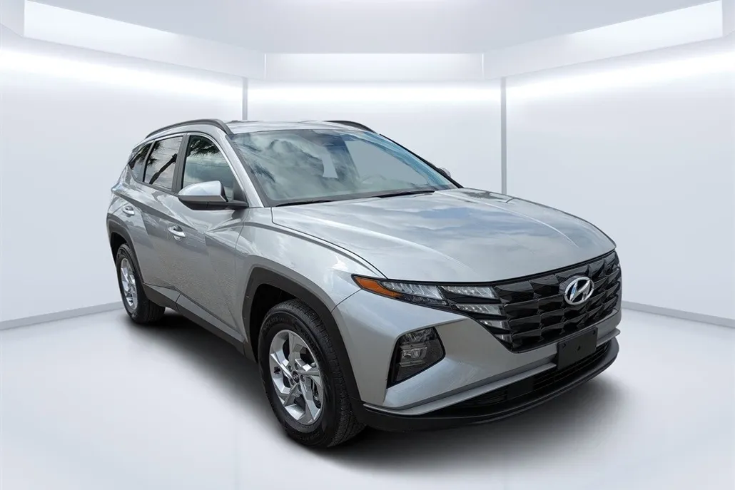 2024 Hyundai Tucson SEL photo 1