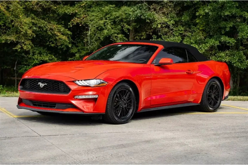 2018 Ford Mustang EcoBoost Convertible photo 1