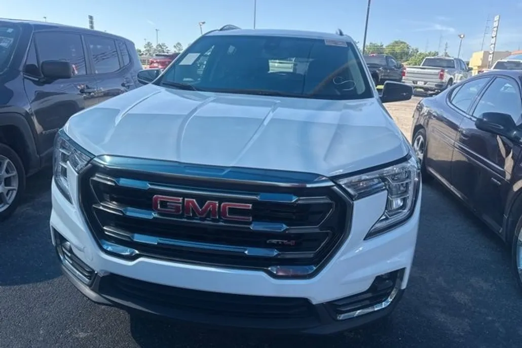 2023 Gmc Terrain AT4 photo 1