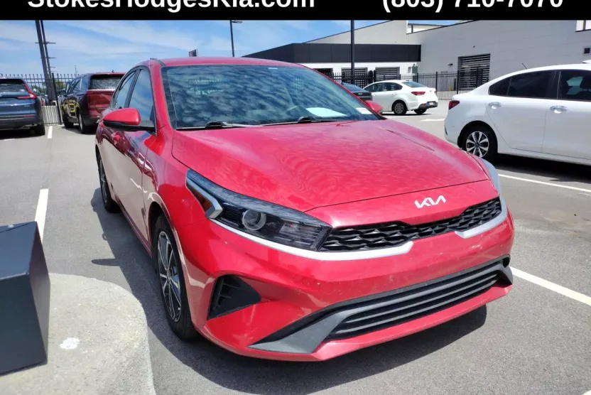 2022 Kia Forte LXS photo 1