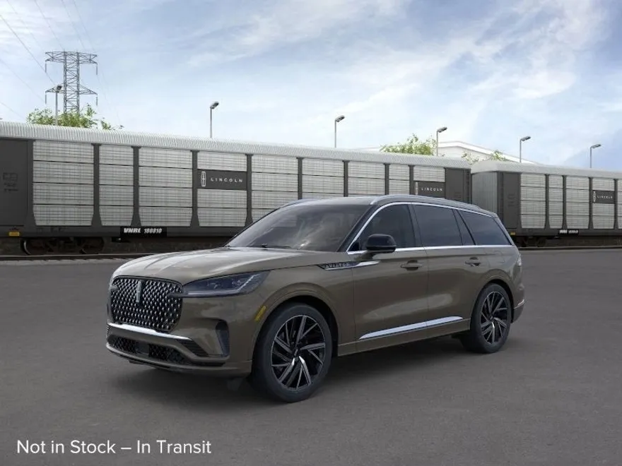 2025 Lincoln Aviator Black Label photo 1
