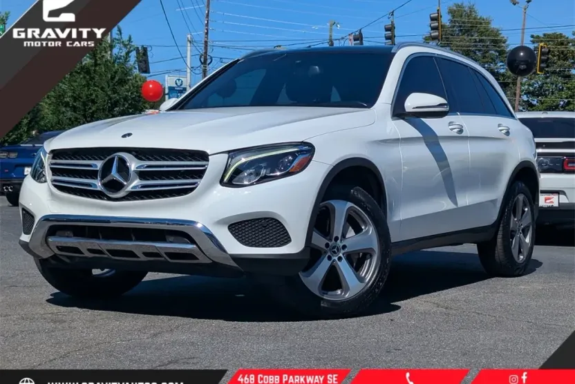 2019 Mercedes Benz GLC 300 photo 1