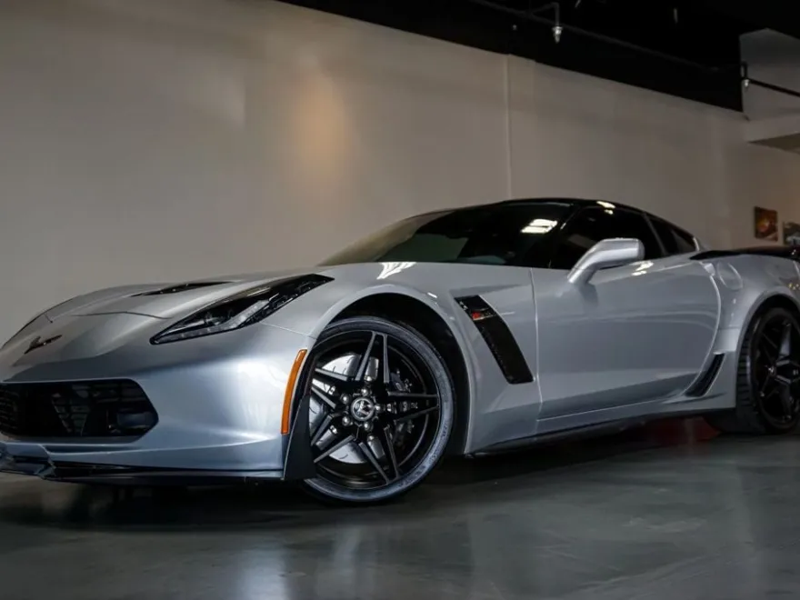 2016 Chevrolet Corvette Z06 2LZ photo 1
